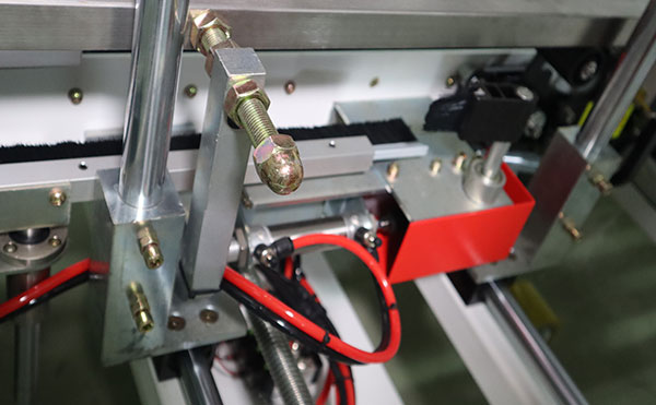 一字型全自動封箱機,全自動封箱機,封箱機